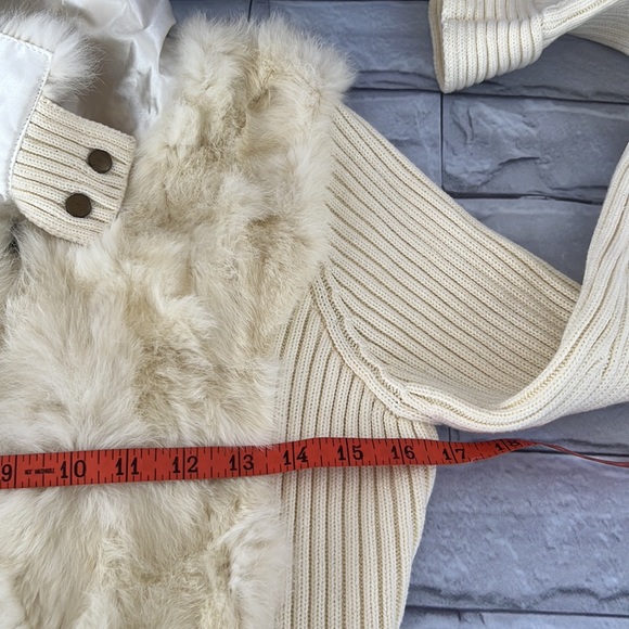 Romeo and Juliet couture rabbit trim knit pull over sweater size large - Picture 12 of 14